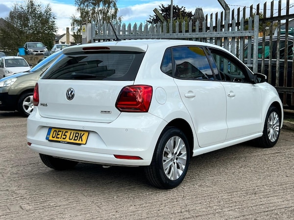 Used Volkswagen Polo 2015 for sale - 76214472: Photo 18