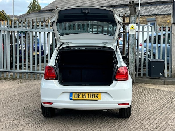 Used Volkswagen Polo 2015 for sale - 76214472: Photo 23