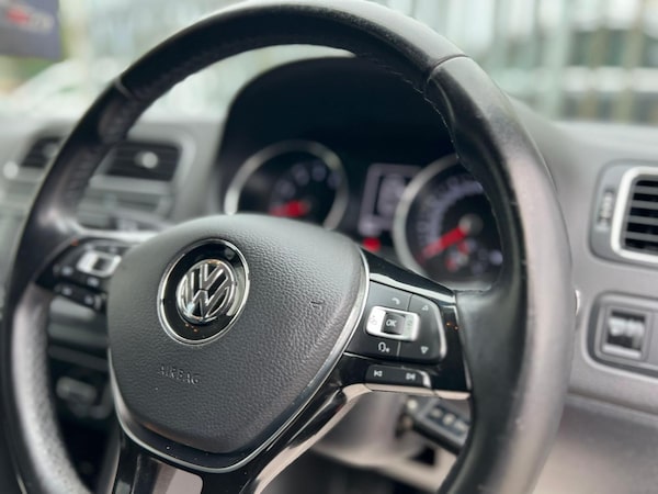 Used Volkswagen Polo 2015 for sale - 76214472: Photo 39