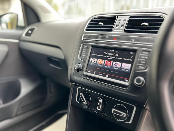 Used Volkswagen Polo 2015 for sale - 76214472: Photo 43