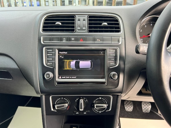 Used Volkswagen Polo 2015 for sale - 76214472: Photo 44
