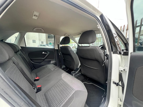 Used Volkswagen Polo 2015 for sale - 76214472: Photo 60
