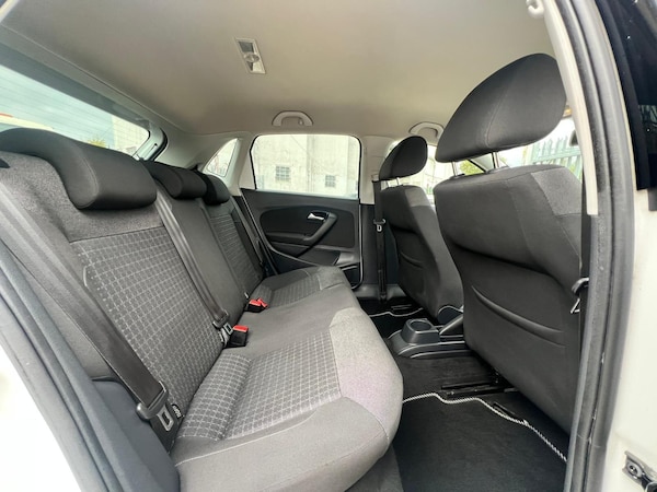 Used Volkswagen Polo 2015 for sale - 76214472: Photo 62