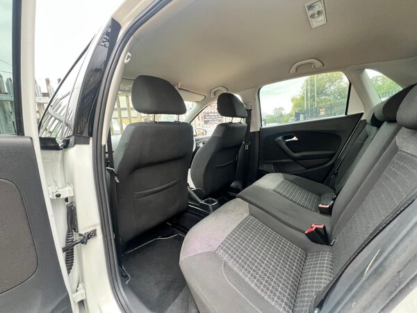 Used Volkswagen Polo 2015 for sale - 76214472: Photo 70