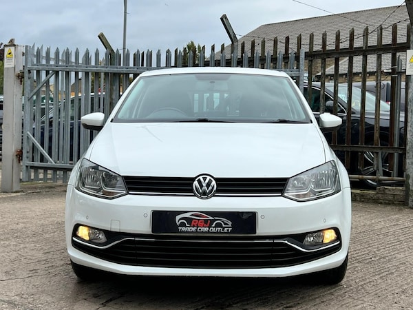 Used Volkswagen Polo 2015 for sale - 76214472: Photo 7