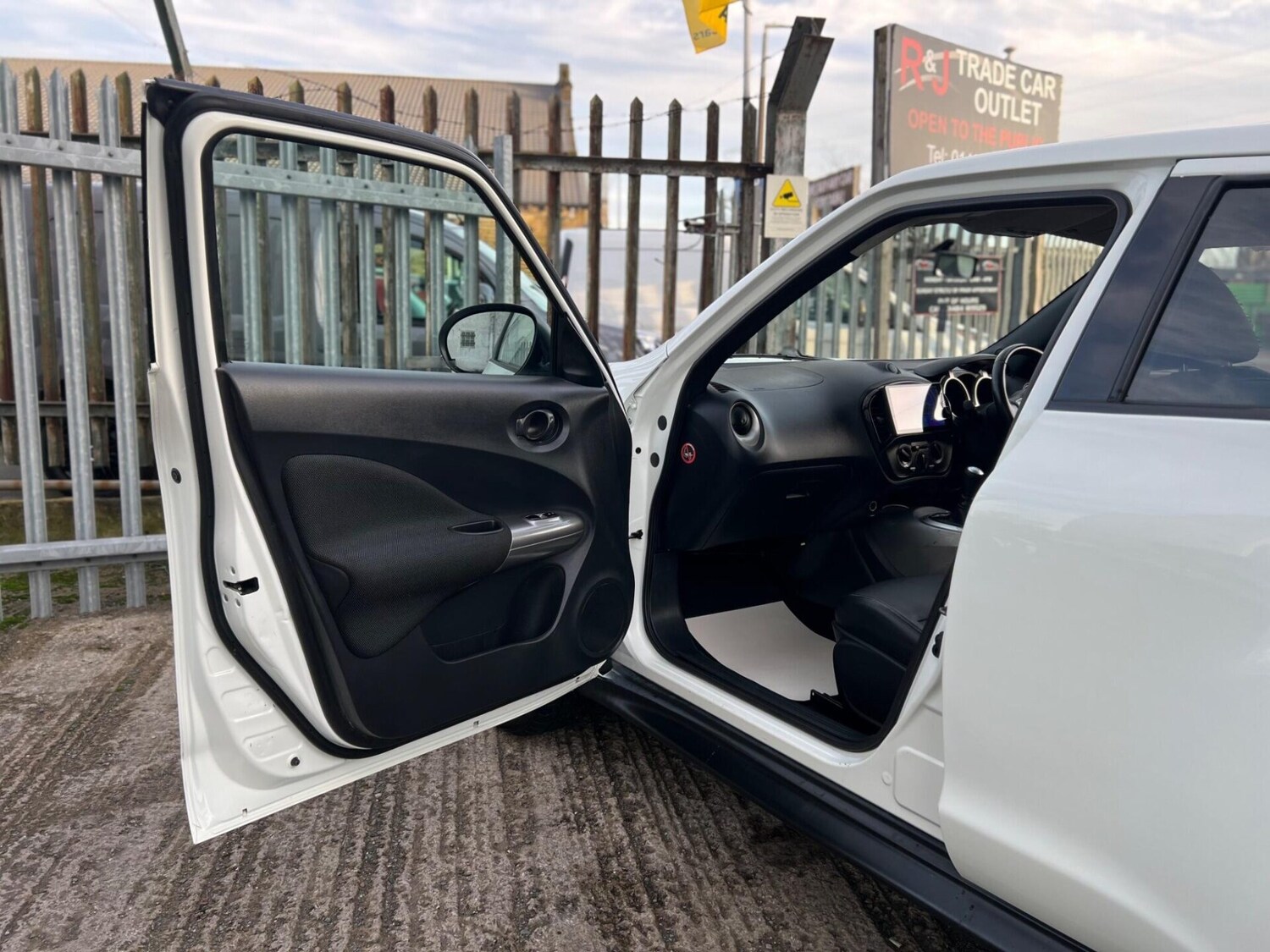 Used Nissan Juke 2012 for sale - 77567413: Photo 51