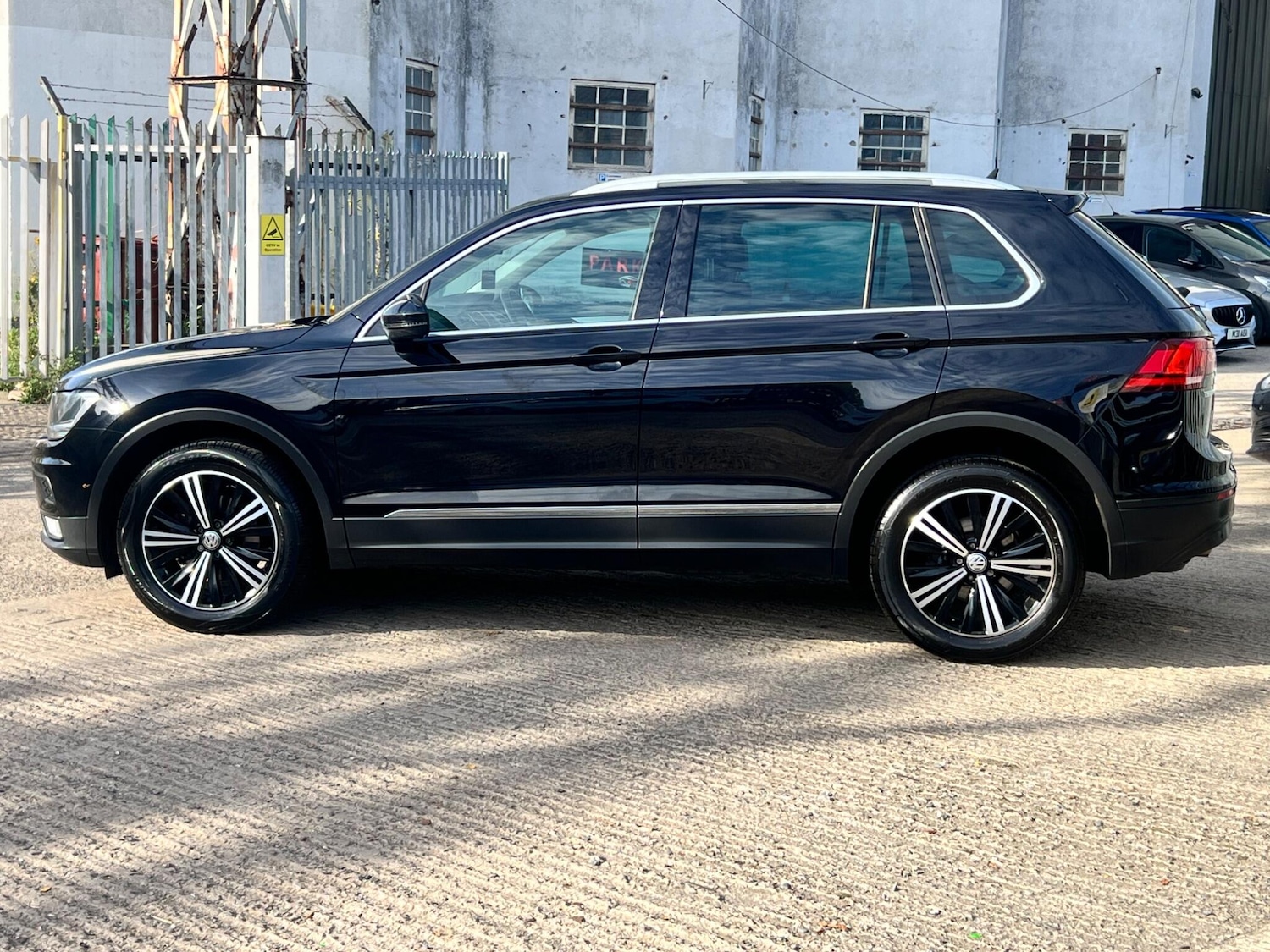 Used Volkswagen Tiguan 2016 for sale - 76988216: Photo 13