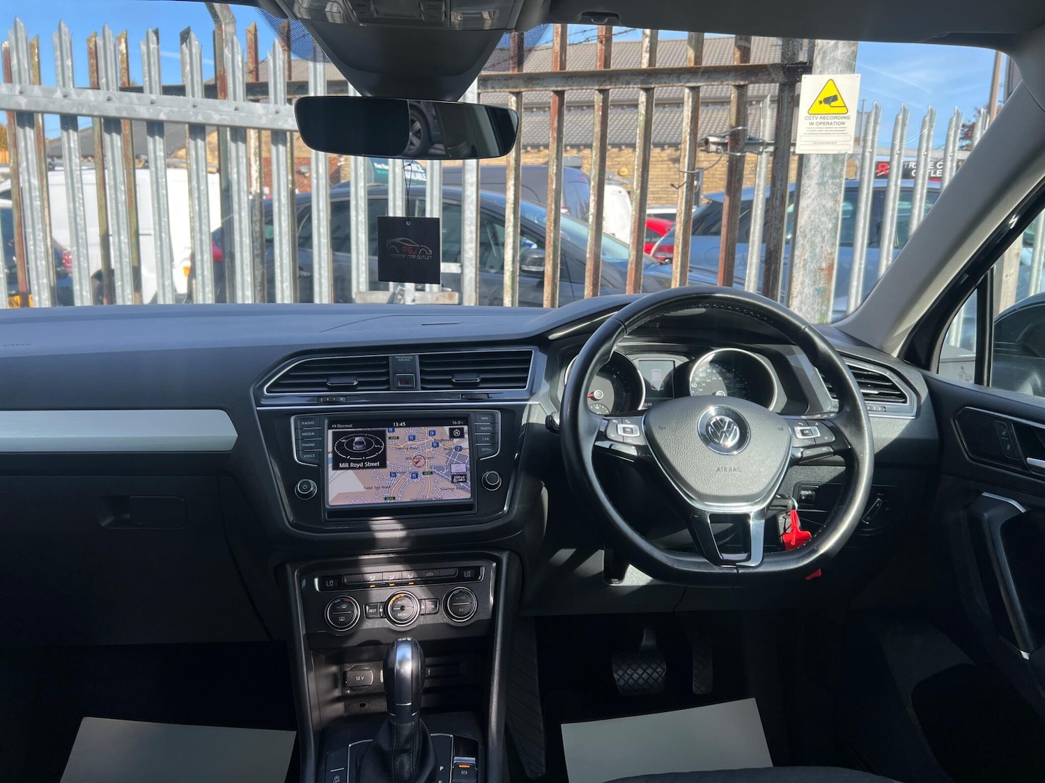 Used Volkswagen Tiguan 2016 for sale - 76988216: Photo 27