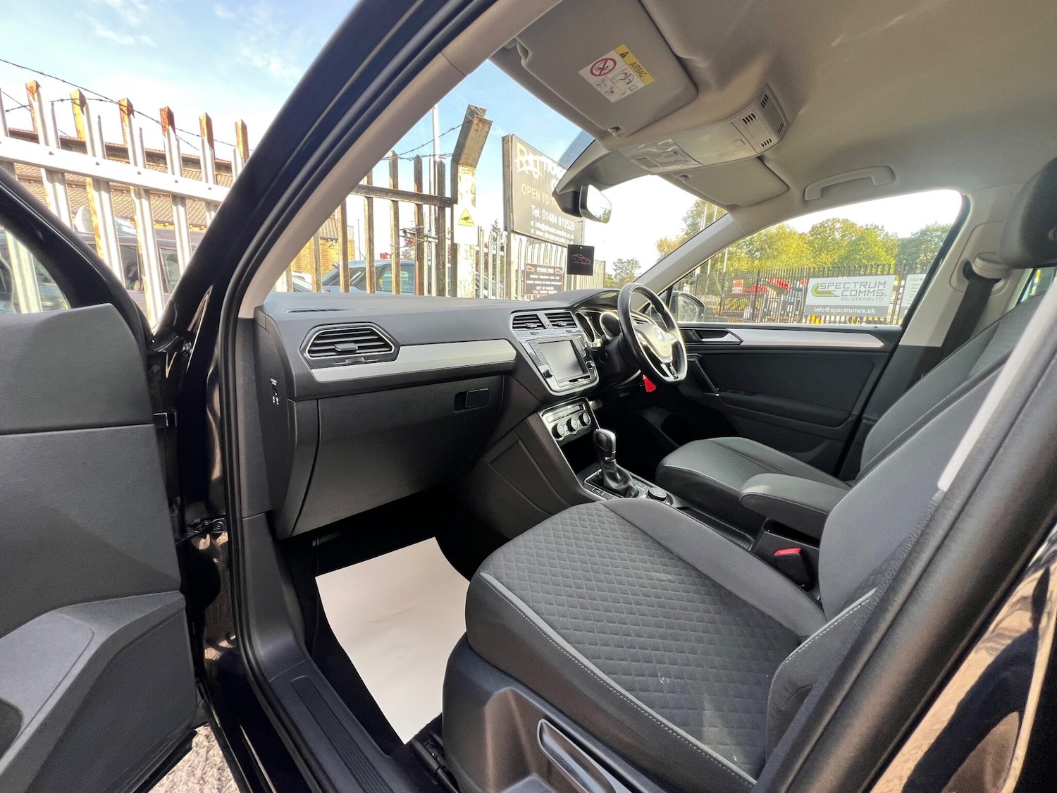 Used Volkswagen Tiguan 2016 for sale - 76988216: Photo 52