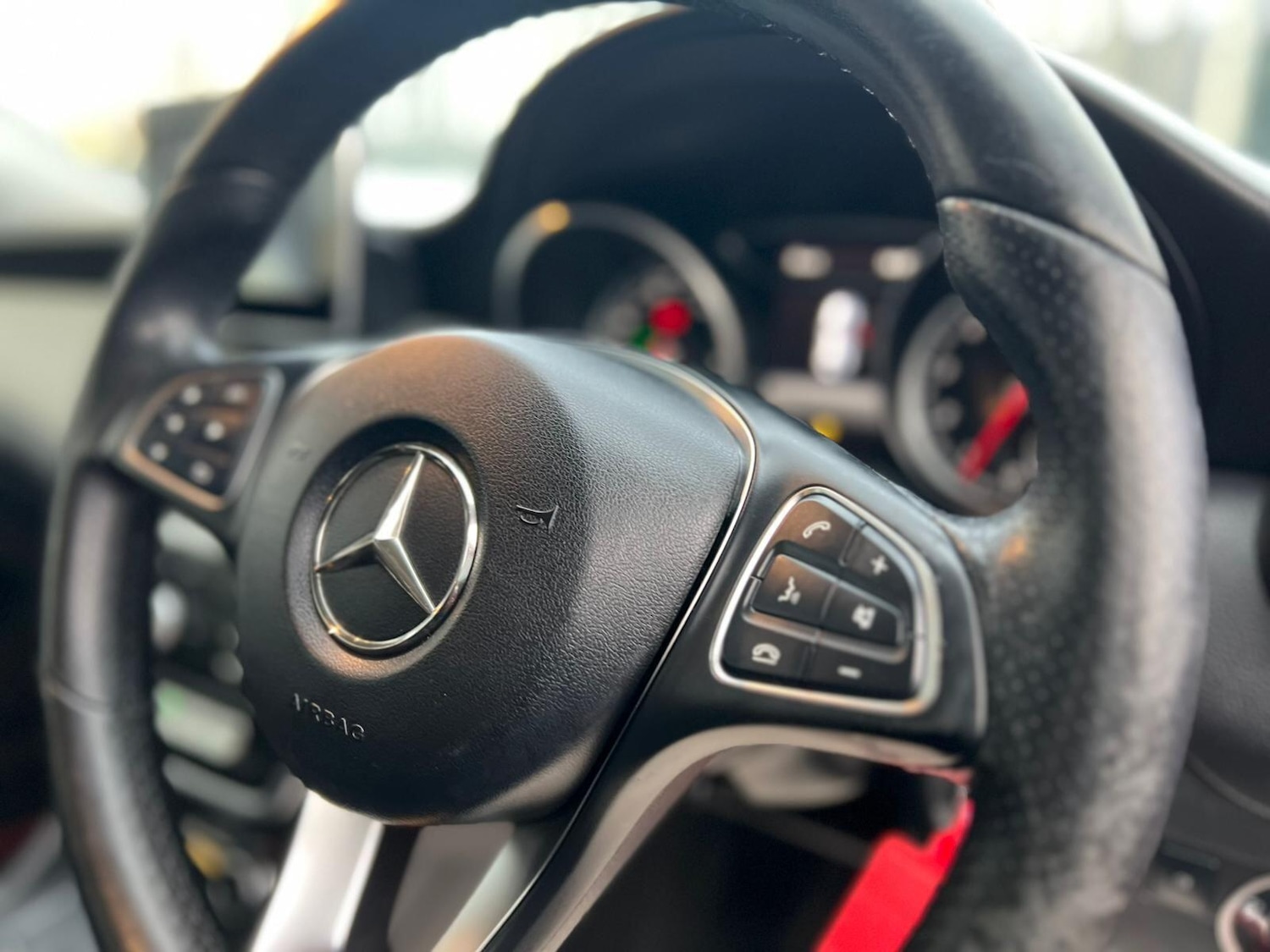 Used Mercedes-Benz CLA 2016 for sale - 76850082: Photo 35