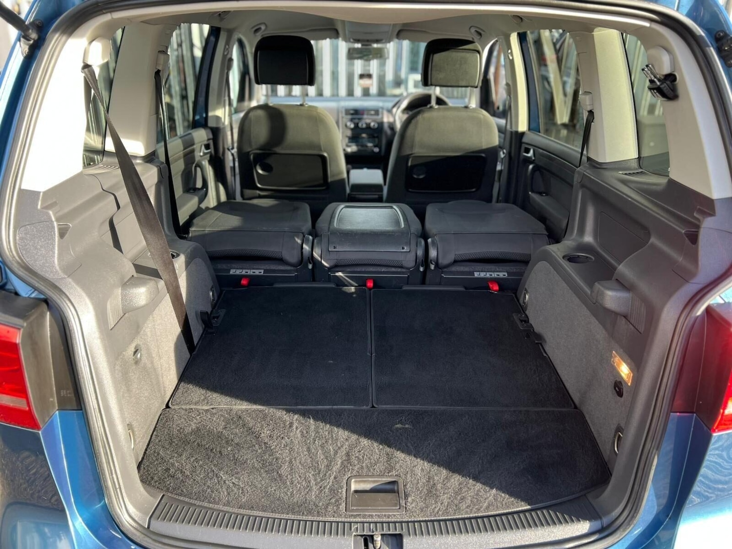 Used Volkswagen Touran 2014 for sale - 77249694: Photo 25