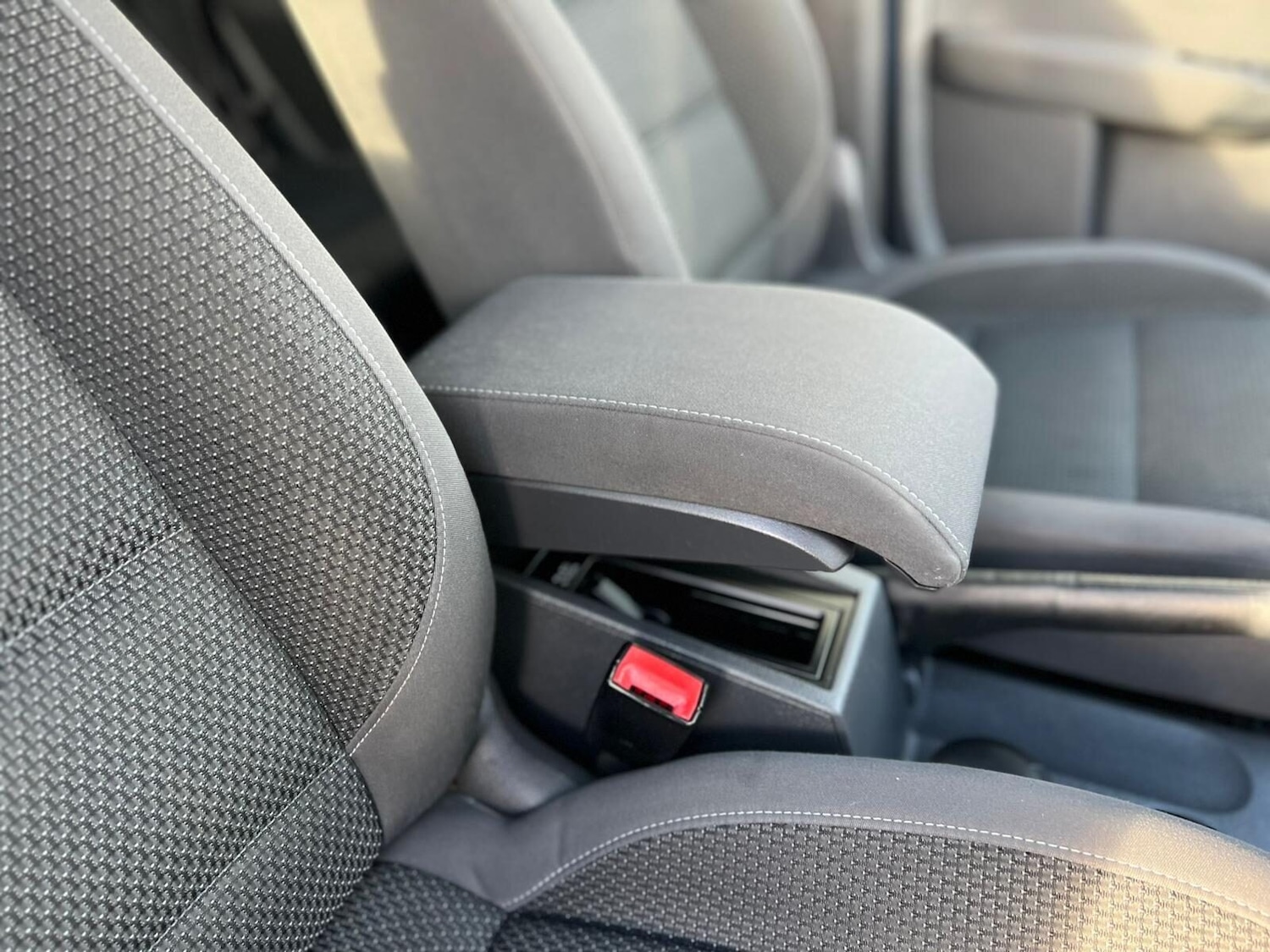 Used Volkswagen Touran 2014 for sale - 77249694: Photo 33