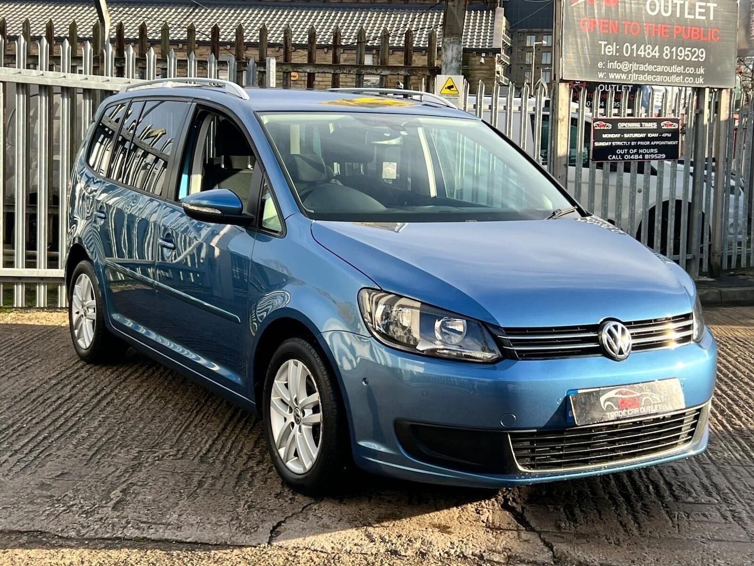 Used Volkswagen Touran 2014 for sale - 77249694: Photo 4