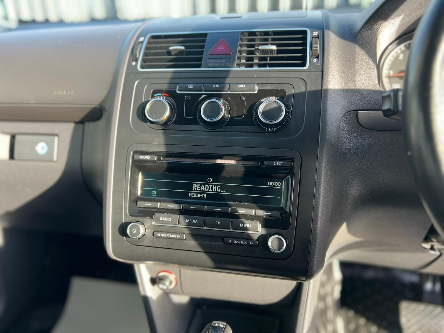 Used Volkswagen Touran 2014 for sale - 77249694: Photo 44