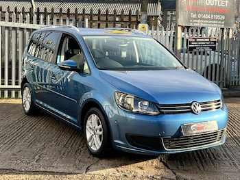 Used Volkswagen Touran 2014 for sale - 77249694: Photo