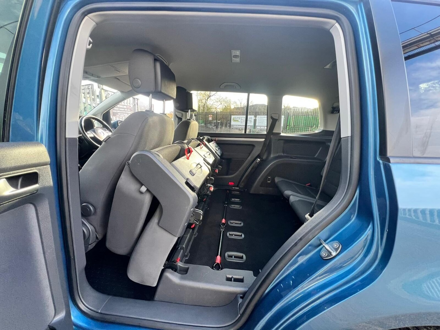 Used Volkswagen Touran 2014 for sale - 77249694: Photo 67