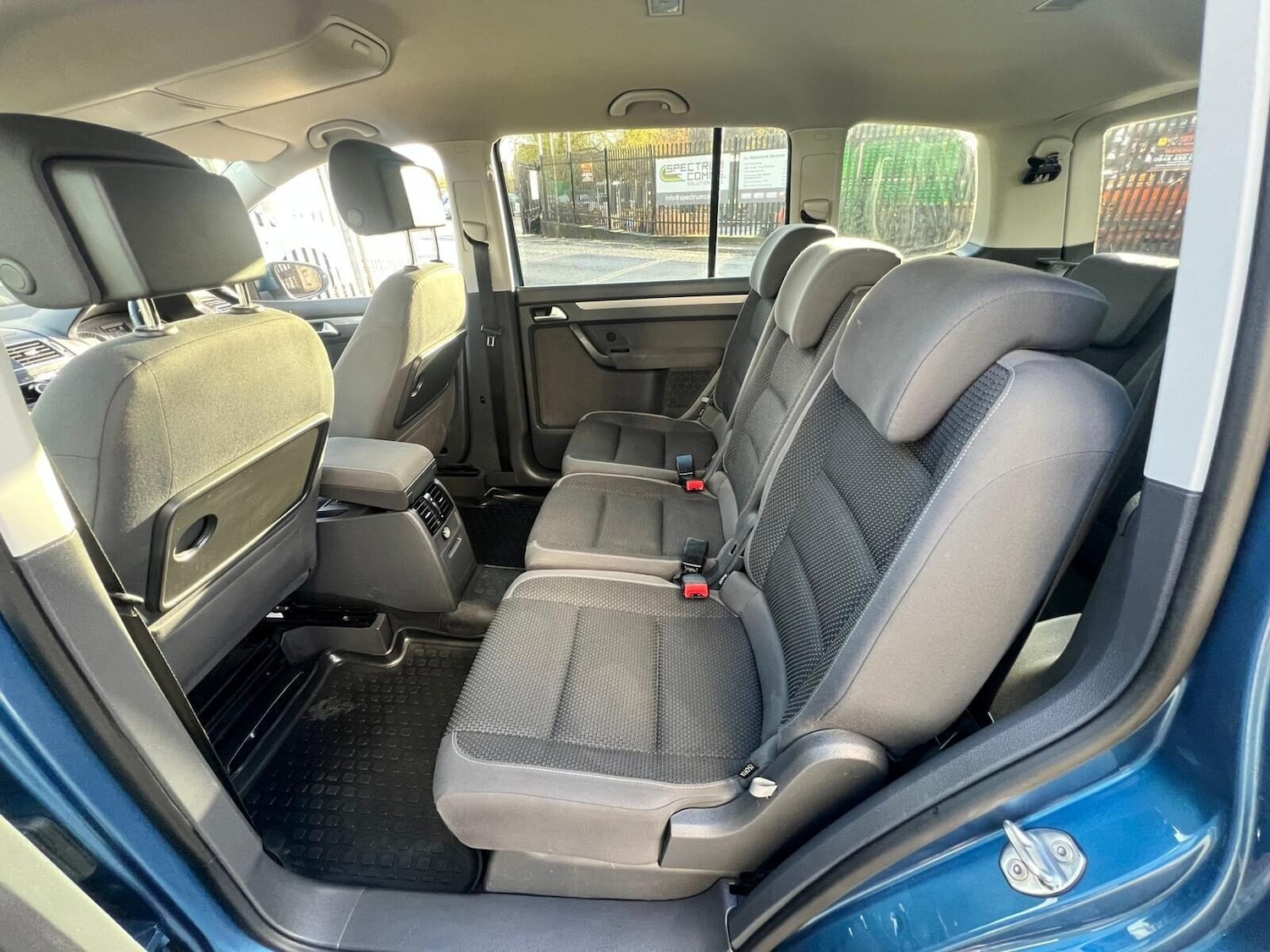 Used Volkswagen Touran 2014 for sale - 77249694: Photo 69