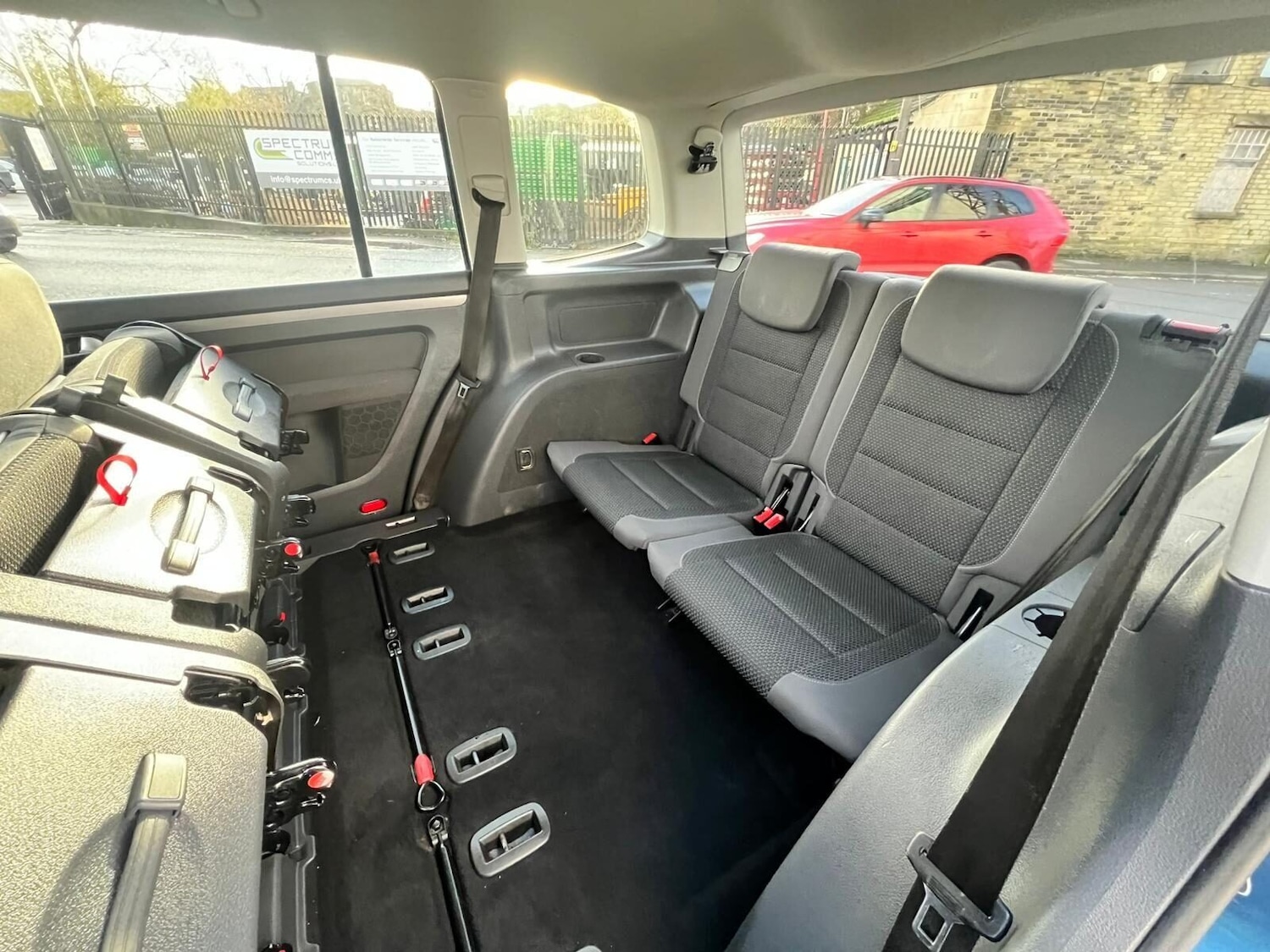 Used Volkswagen Touran 2014 for sale - 77249694: Photo 70