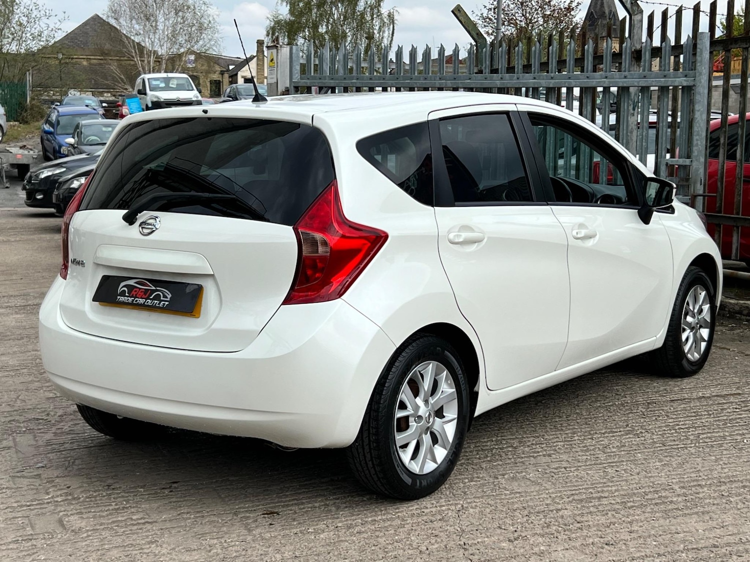 Used Nissan Note 2015 for sale - 76511849: Photo 13
