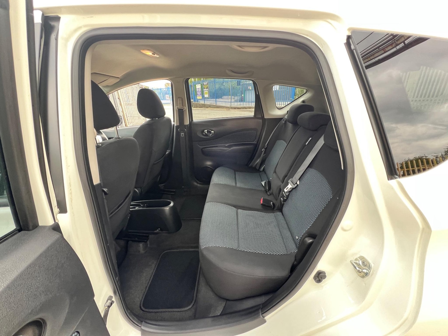 Used Nissan Note 2015 for sale - 76511849: Photo 57