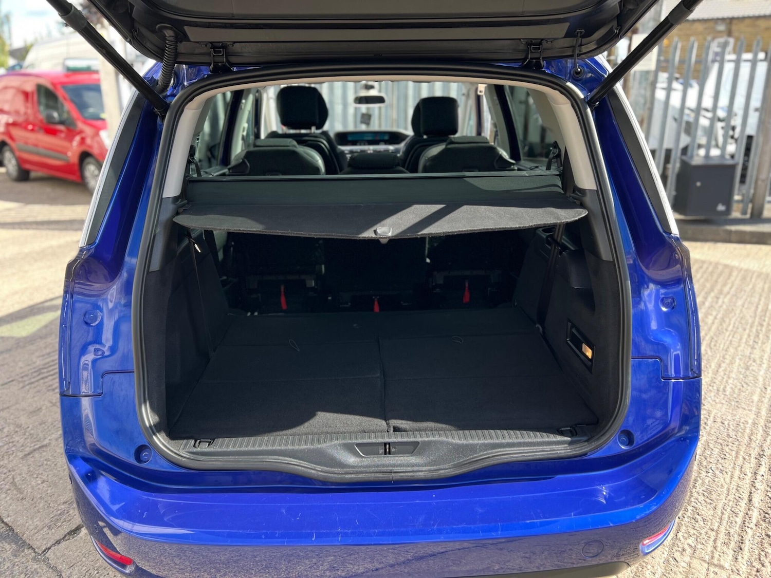 Vehicle 29