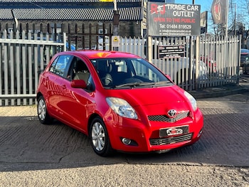 Used Toyota Yaris 2011 for sale - 77090922: Photo