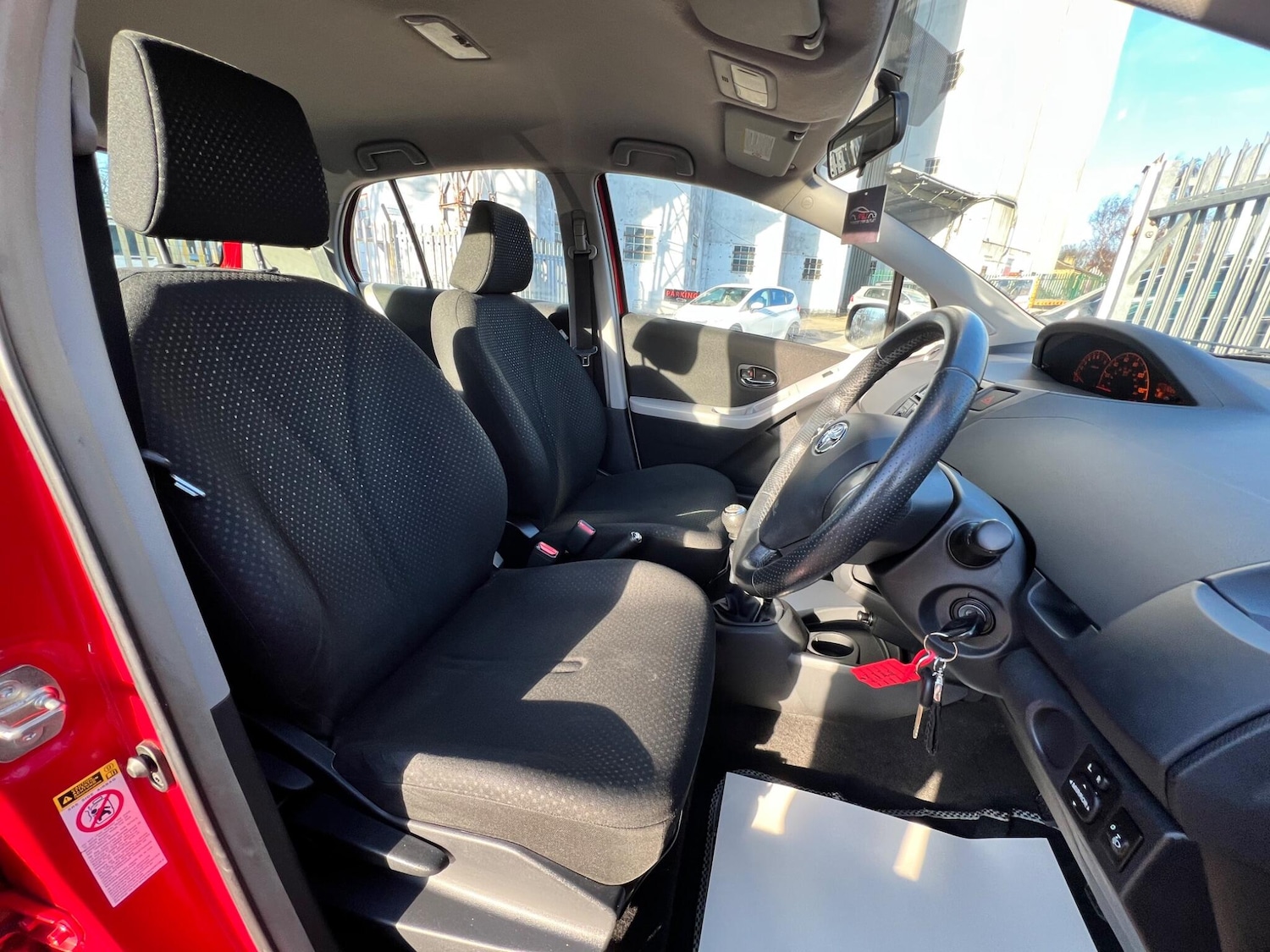 Used Toyota Yaris for sale - 77090922: Photo 23