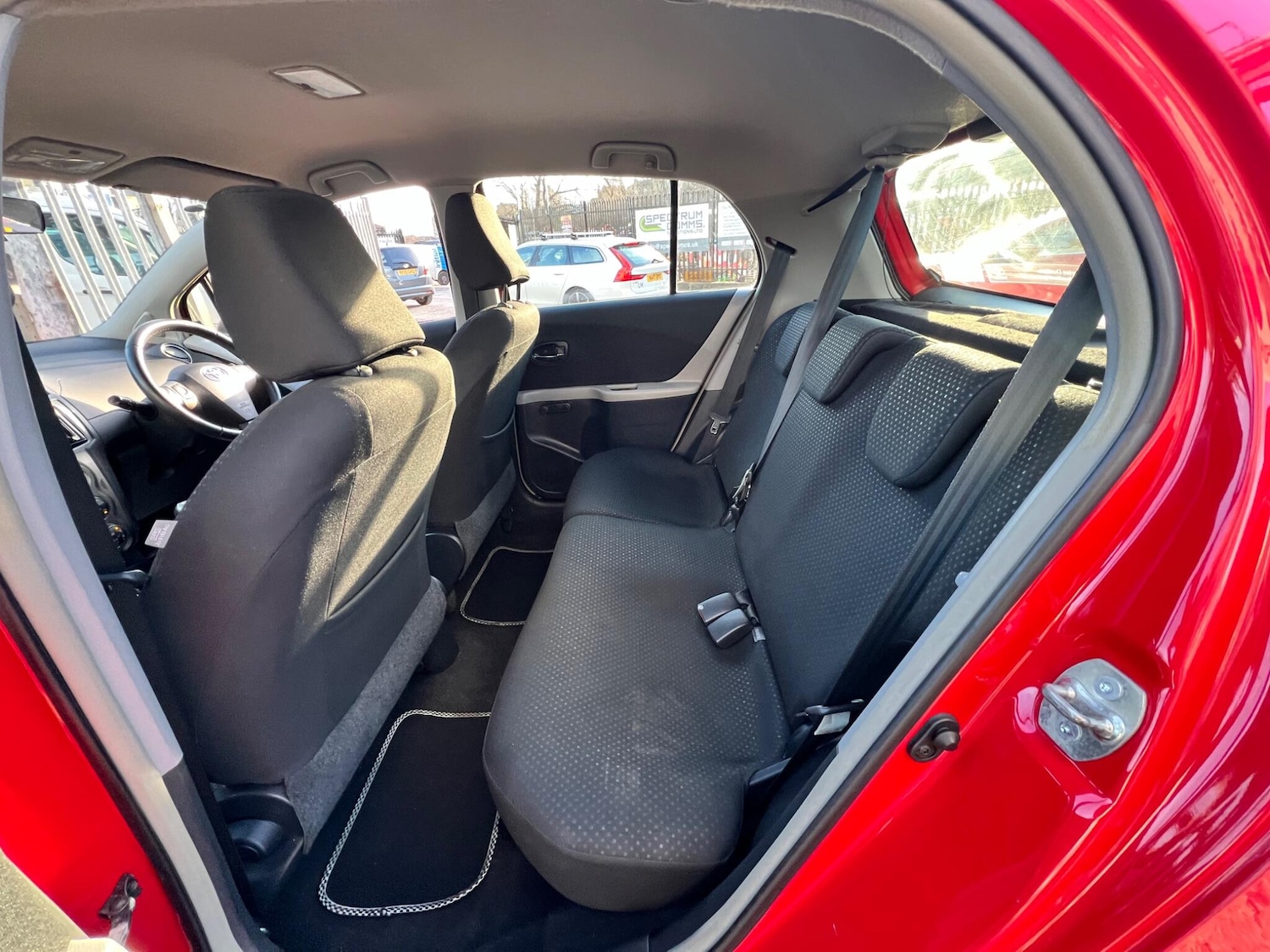 Used Toyota Yaris for sale - 77090922: Photo 32