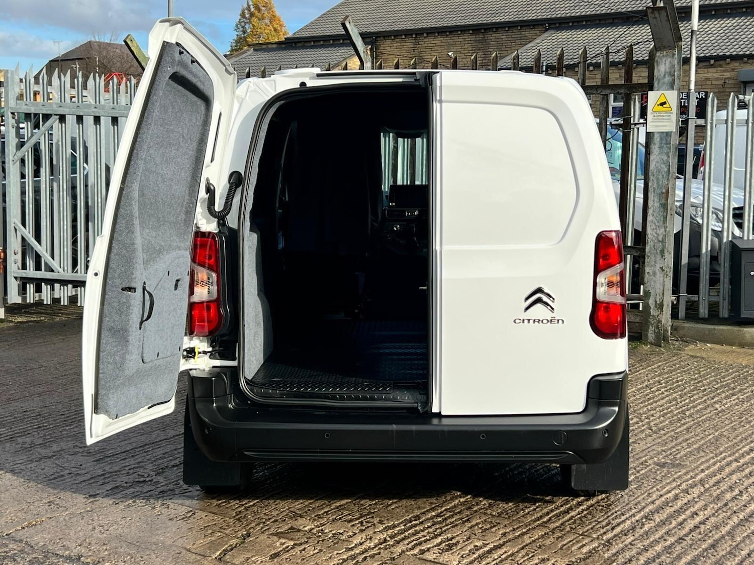 Used Citroen Berlingo 2019 for sale - 76485959: Photo 24