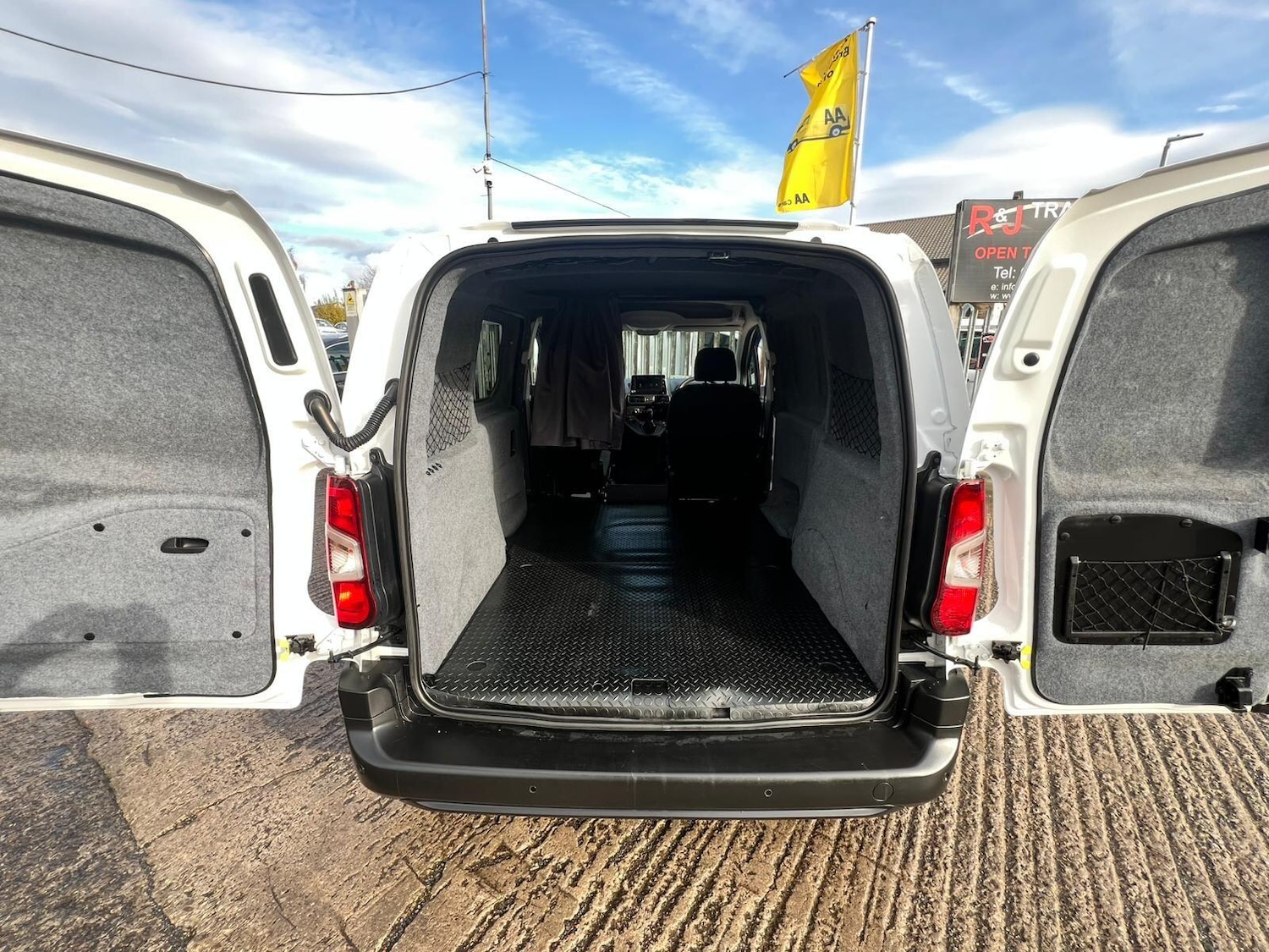 Used Citroen Berlingo 2019 for sale - 76485959: Photo 26