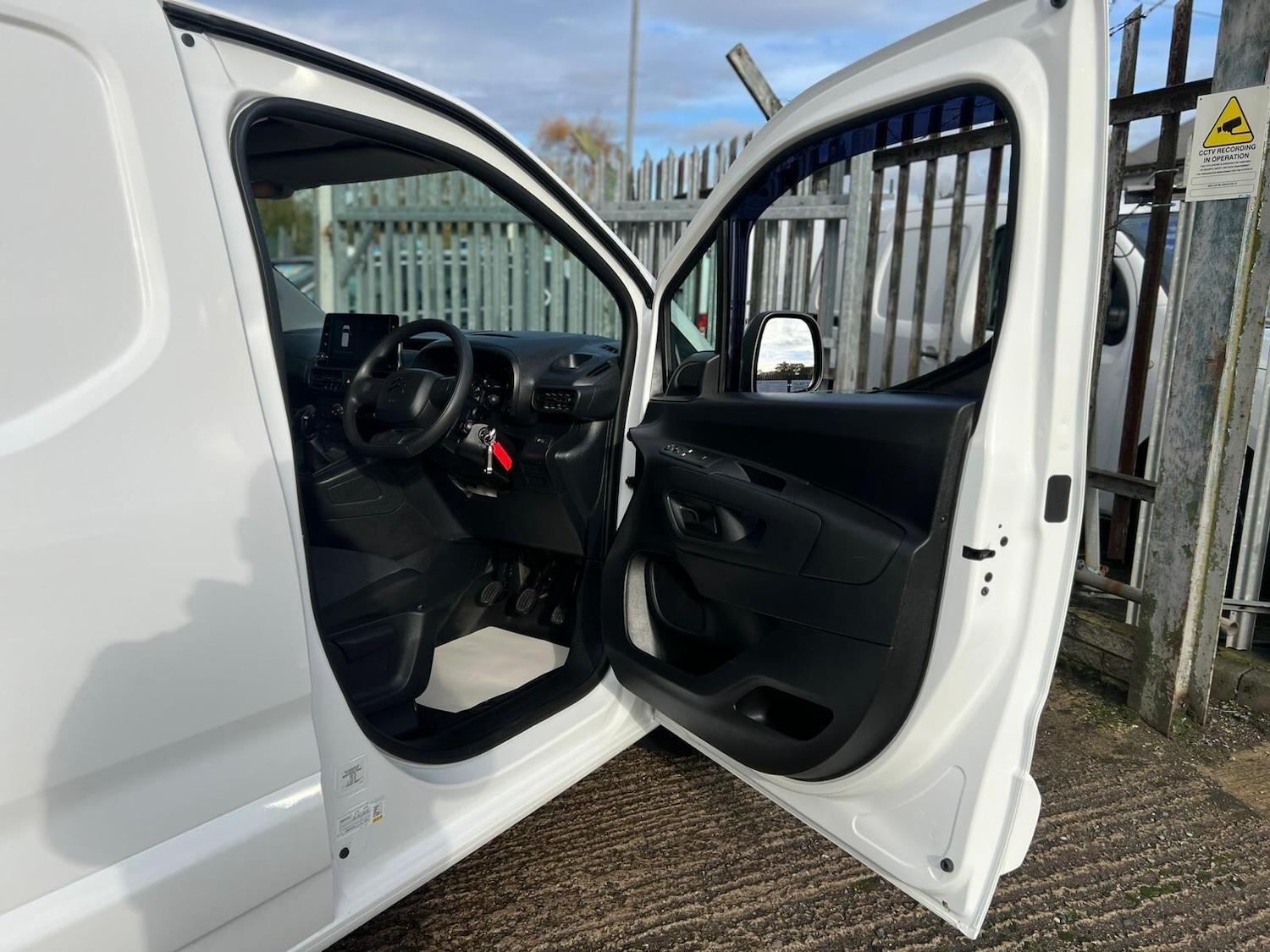 Used Citroen Berlingo 2019 for sale - 76485959: Photo 31