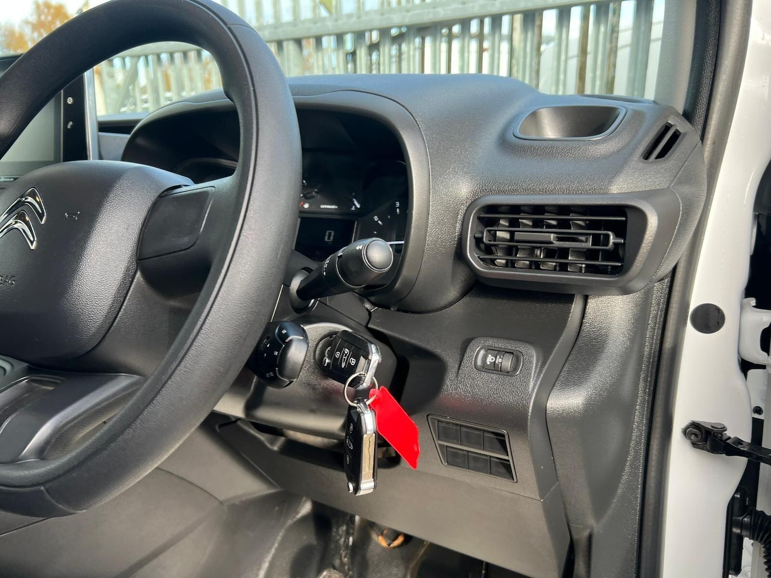 Used Citroen Berlingo 2019 for sale - 76485959: Photo 38
