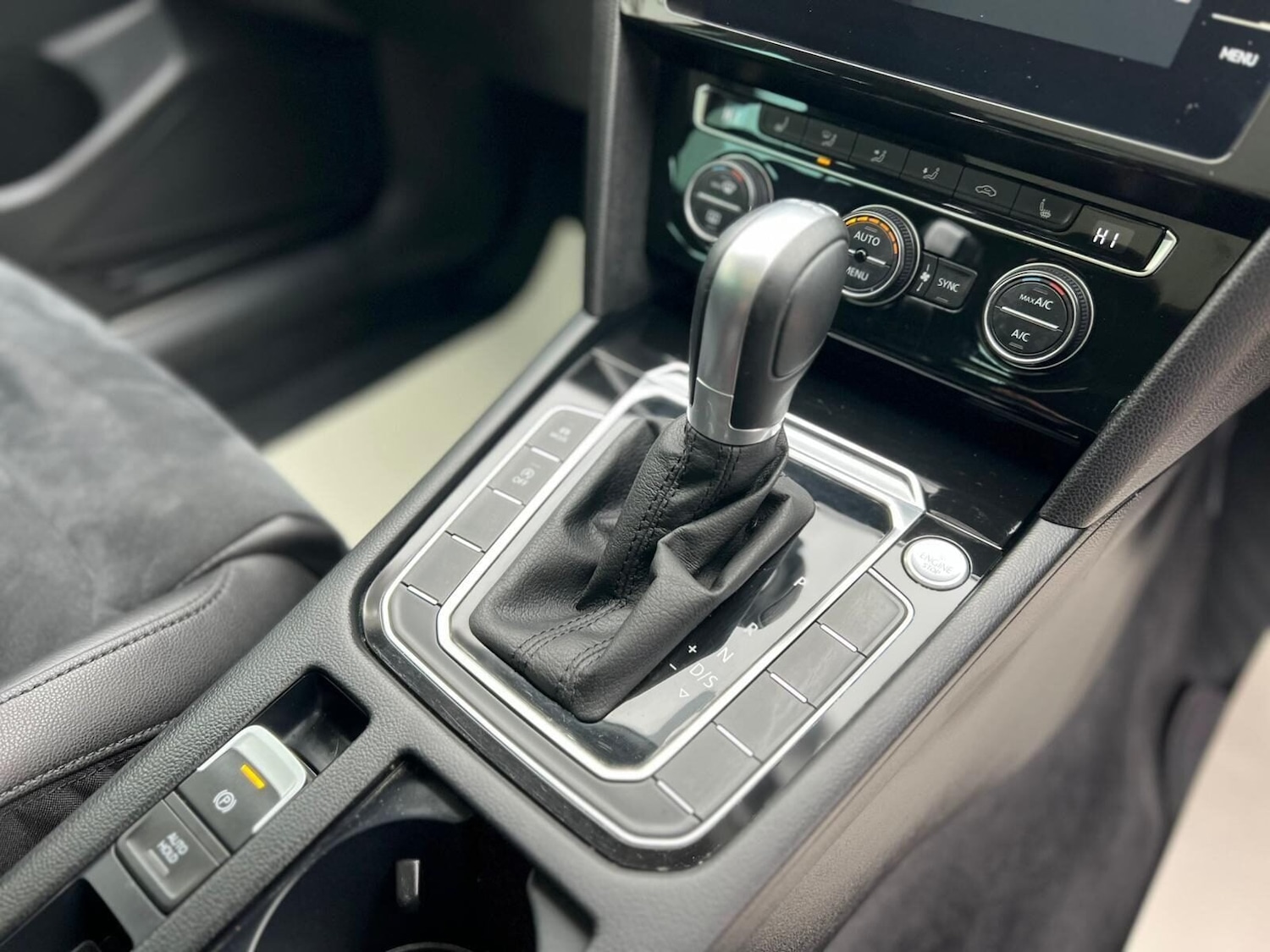 Used Volkswagen Passat 2018 for sale - 77249752: Photo 51