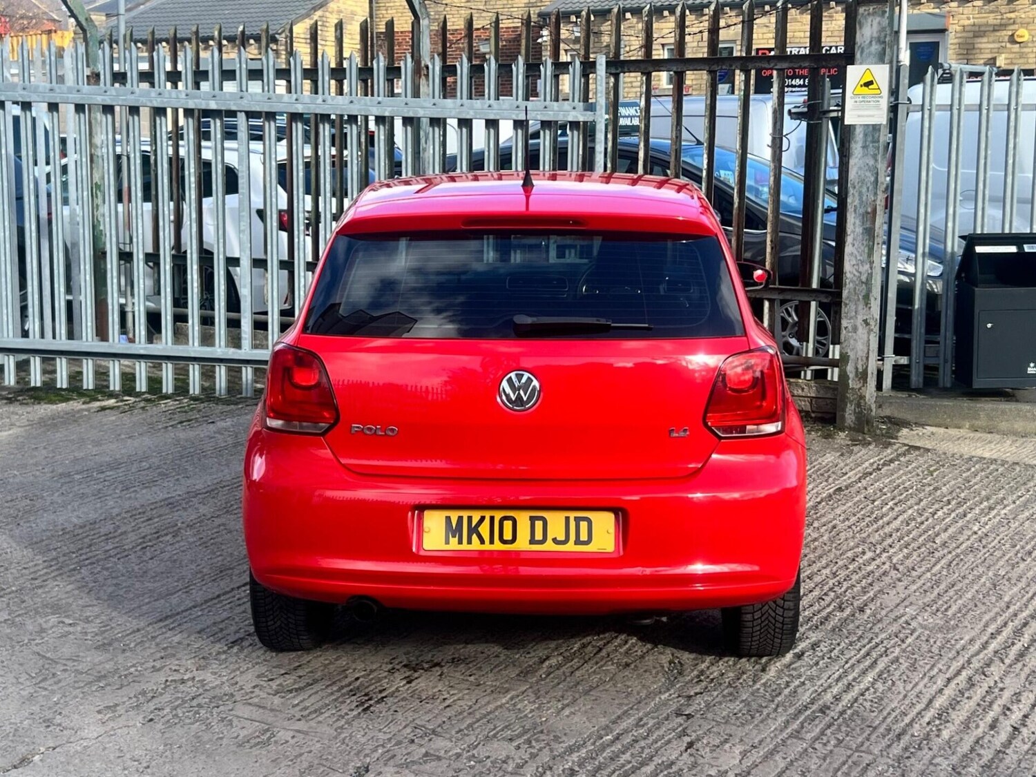Used Volkswagen Polo 2010 for sale - 77249771: Photo 22