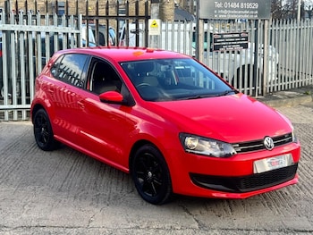 Used Volkswagen Polo 2010 for sale - 77249771: Photo