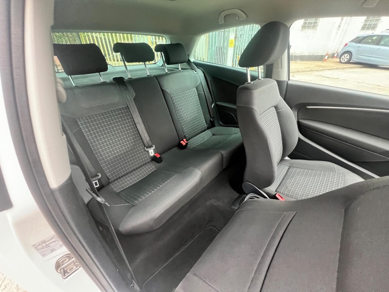 Used Volkswagen Polo 2017 for sale - 77249754: Photo 37