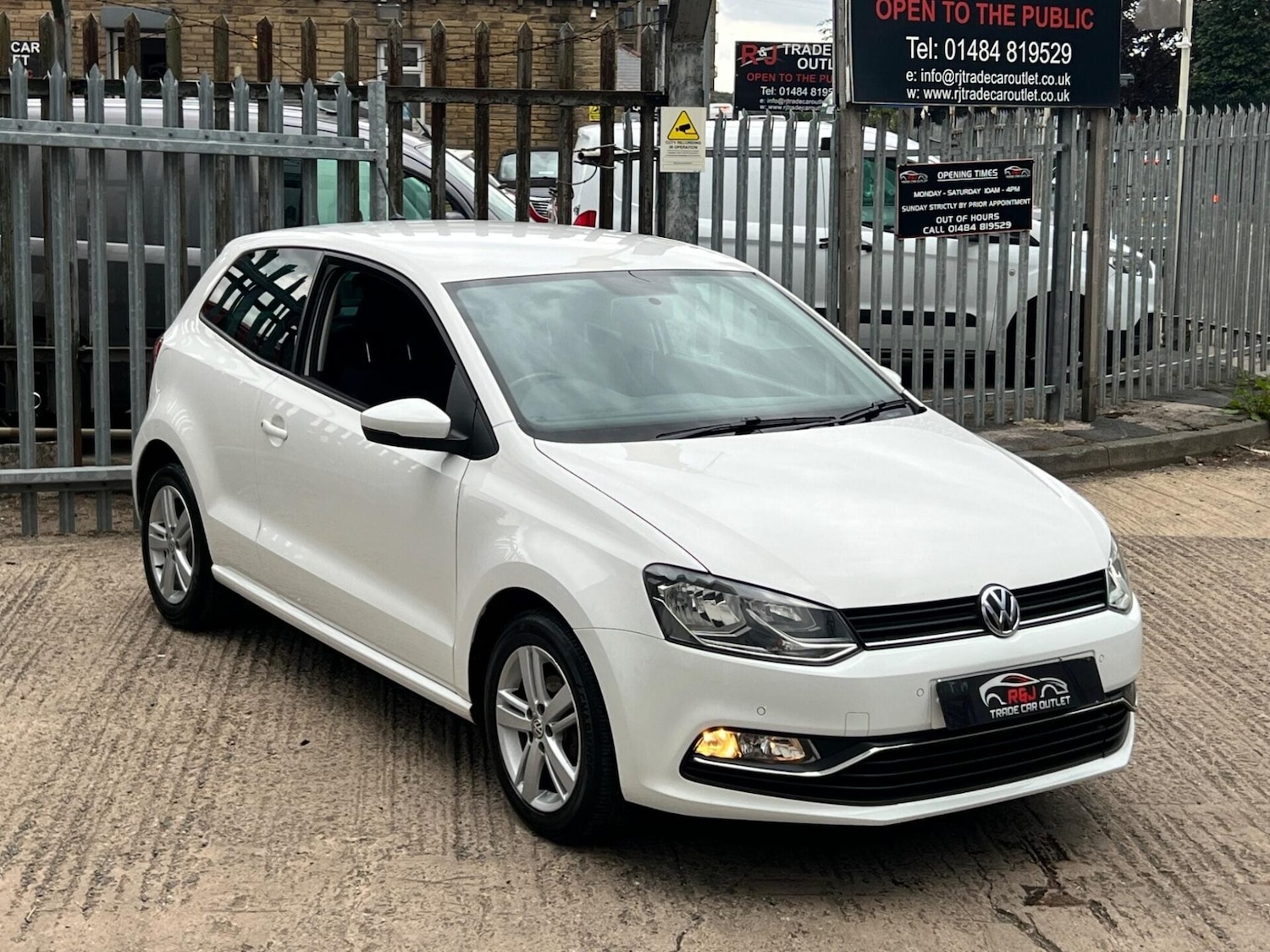 Used Volkswagen Polo 2017 for sale - 77249754: Photo 5