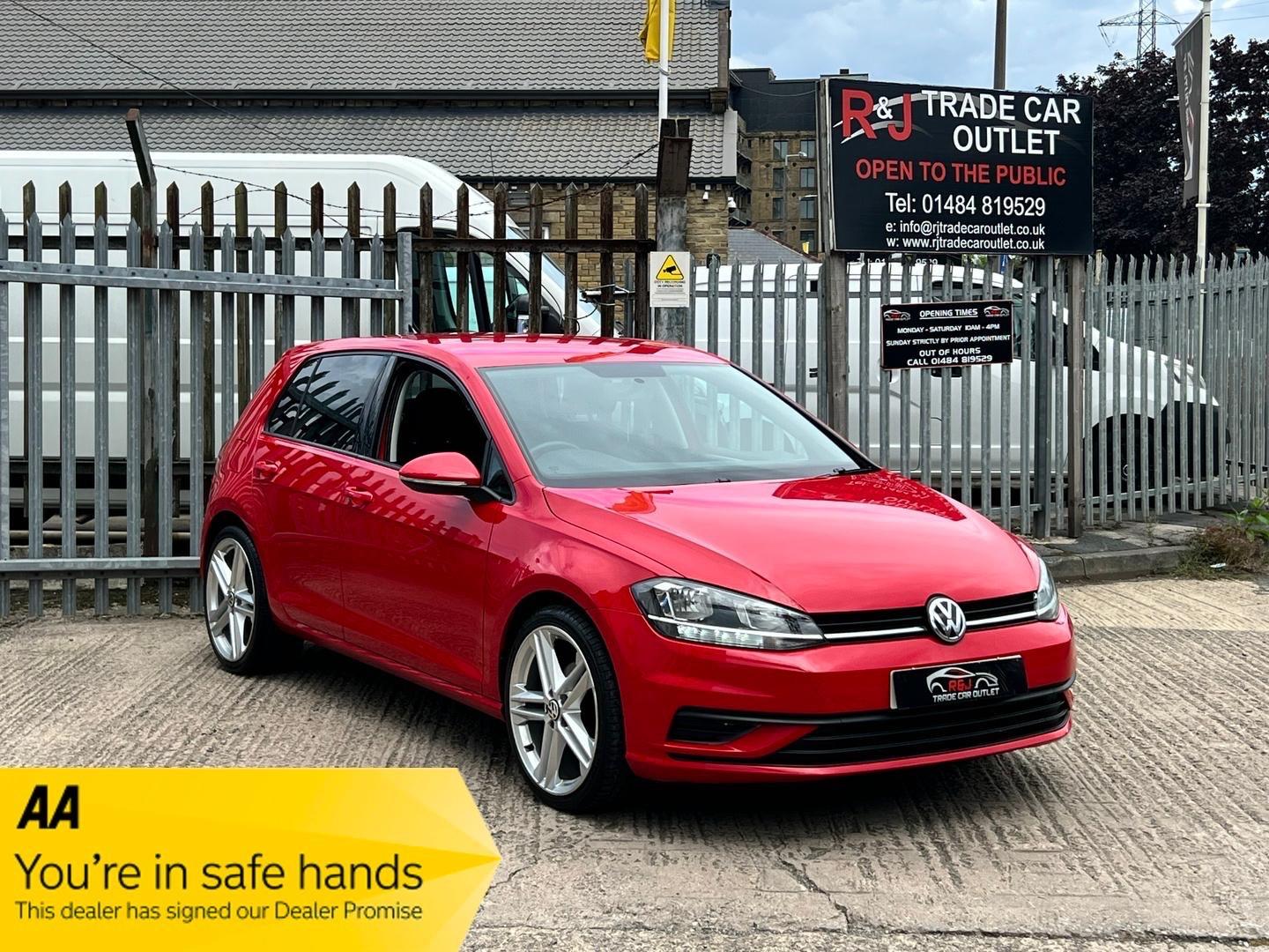 Used Volkswagen Golf 2019 for sale - 76457043: Photo 1