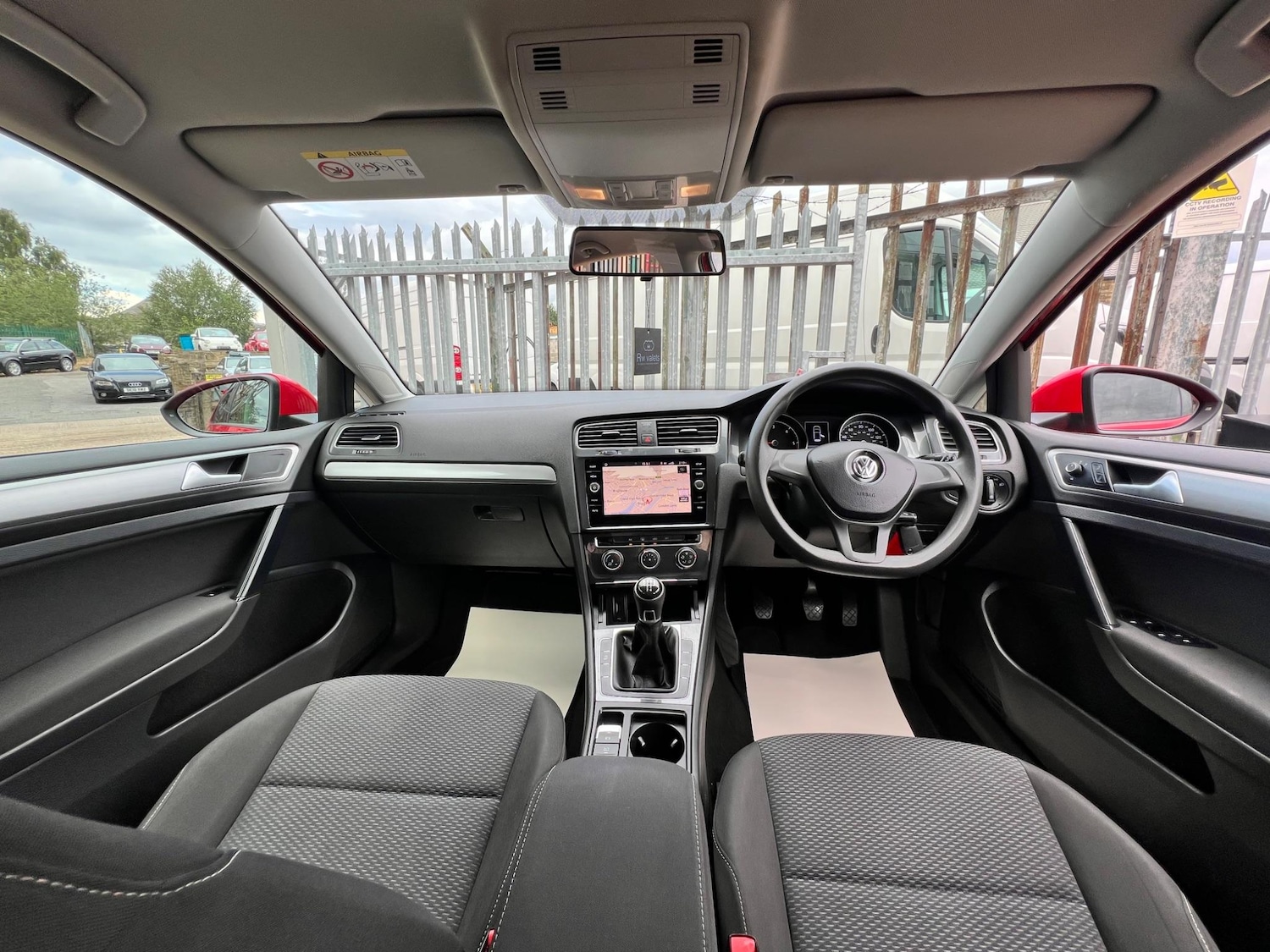Used Volkswagen Golf 2019 for sale - 76457043: Photo 25