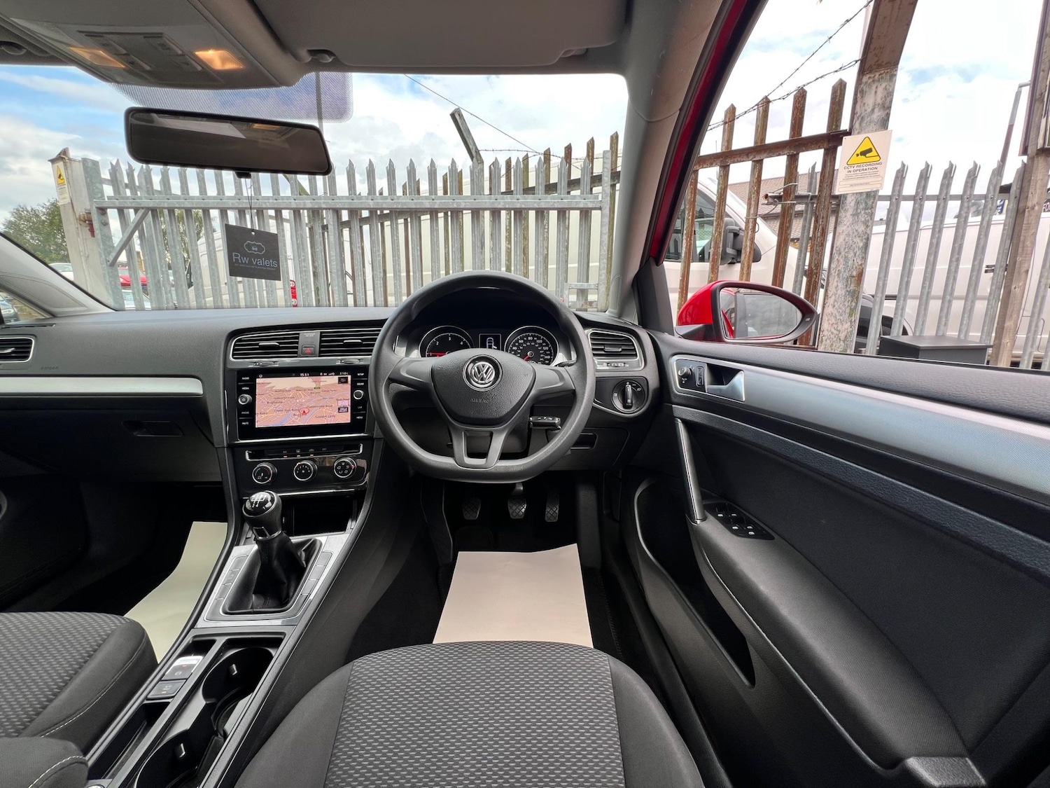 Used Volkswagen Golf 2019 for sale - 76457043: Photo 27