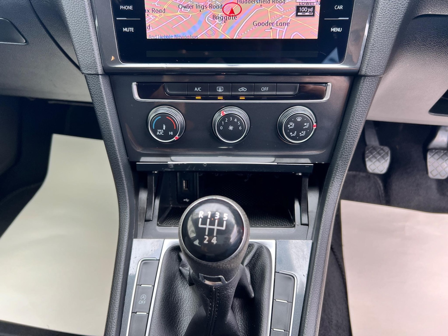 Used Volkswagen Golf 2019 for sale - 76457043: Photo 34