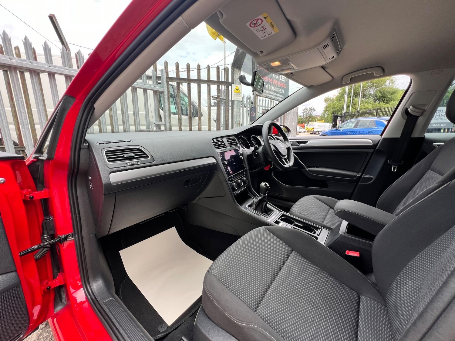 Used Volkswagen Golf 2019 for sale - 76457043: Photo 58