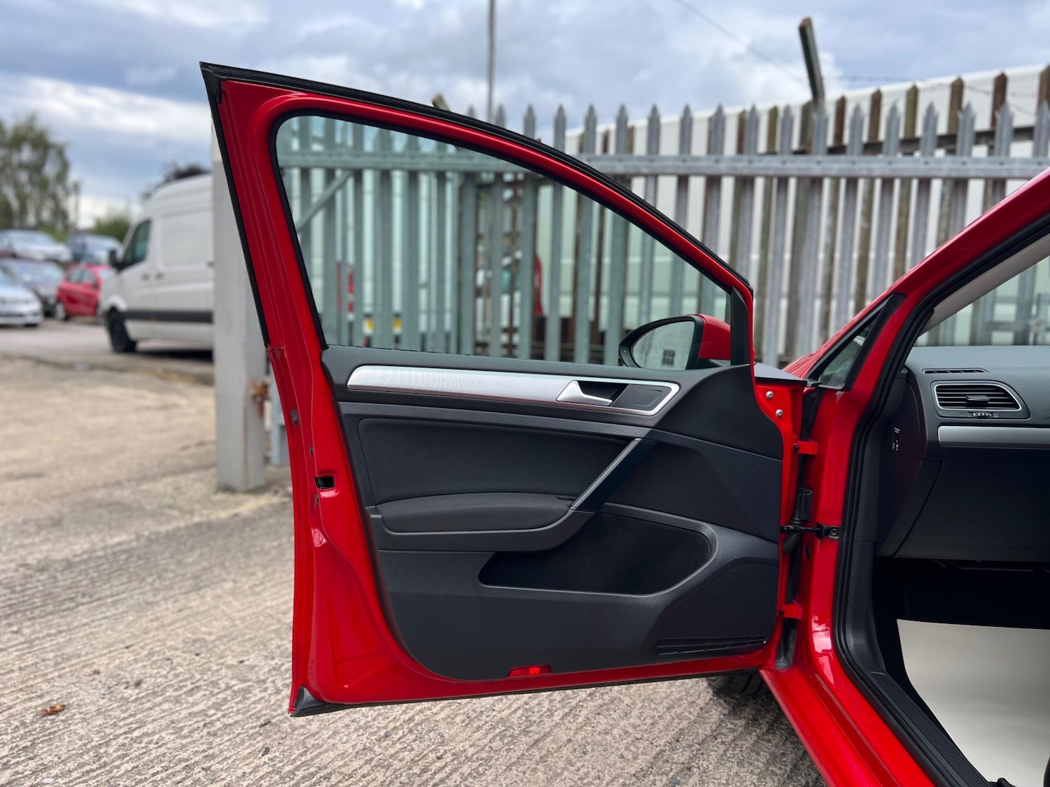 Used Volkswagen Golf 2019 for sale - 76457043: Photo 63