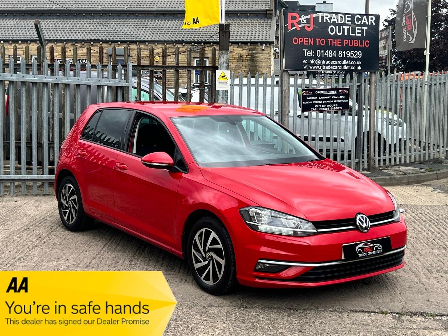 Used Volkswagen Golf 2019 for sale - 76457059: Photo 1