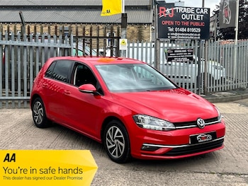 Used Volkswagen Golf 2019 for sale - 76457059: Photo
