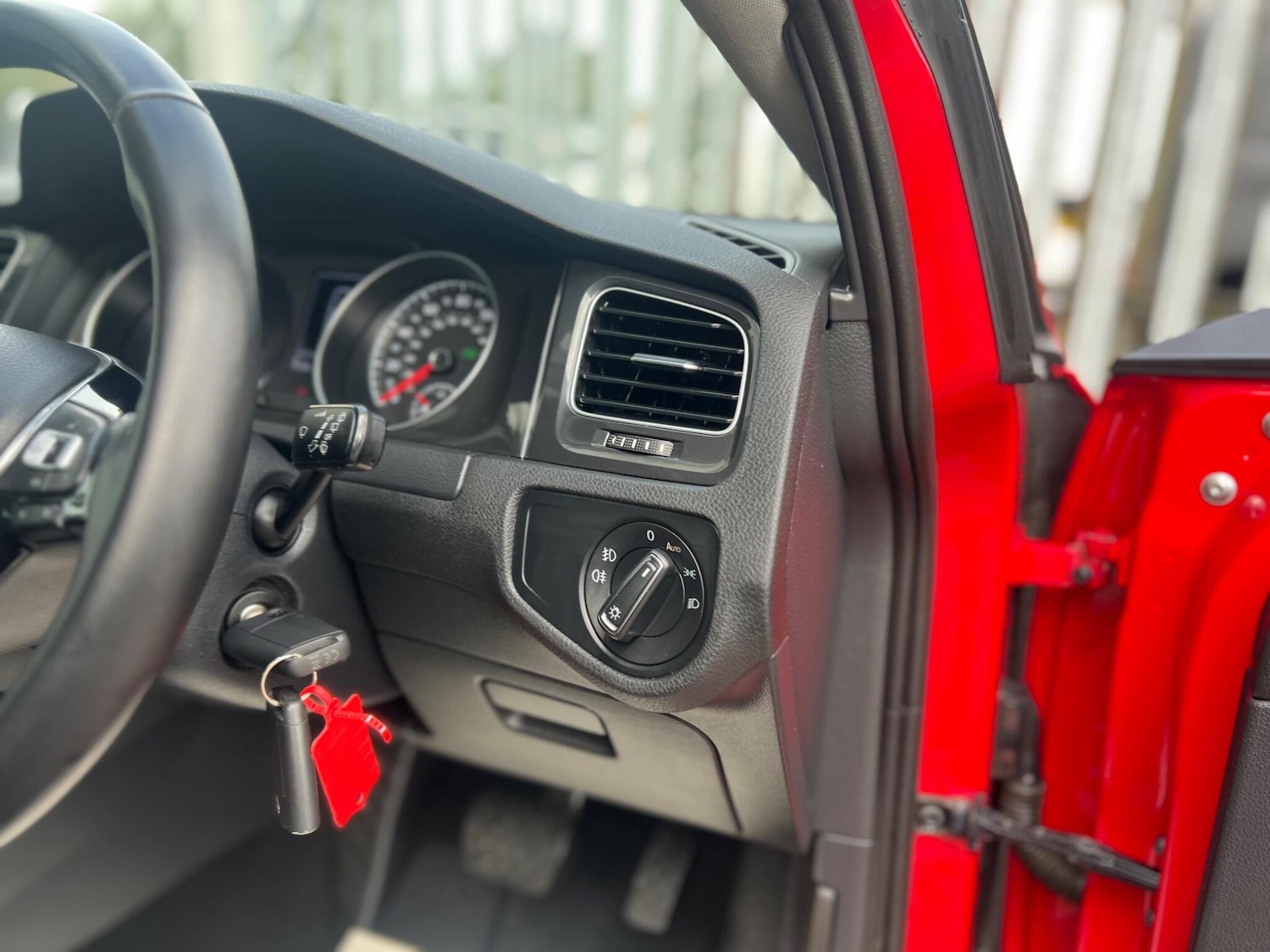 Used Volkswagen Golf 2019 for sale - 76457059: Photo 35