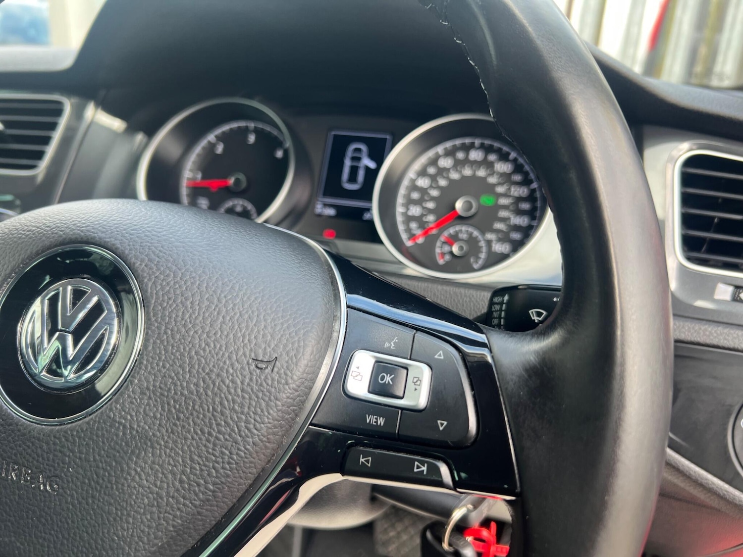 Used Volkswagen Golf 2019 for sale - 76457059: Photo 37