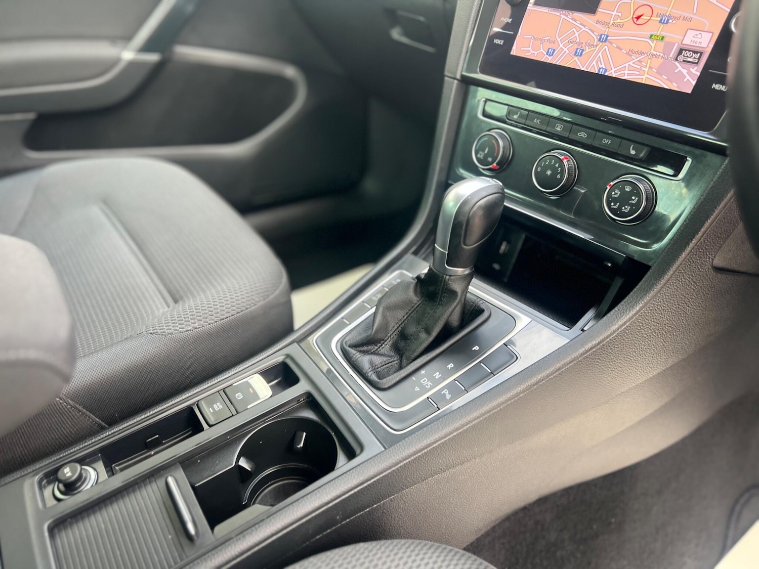 Used Volkswagen Golf 2019 for sale - 76457059: Photo 39