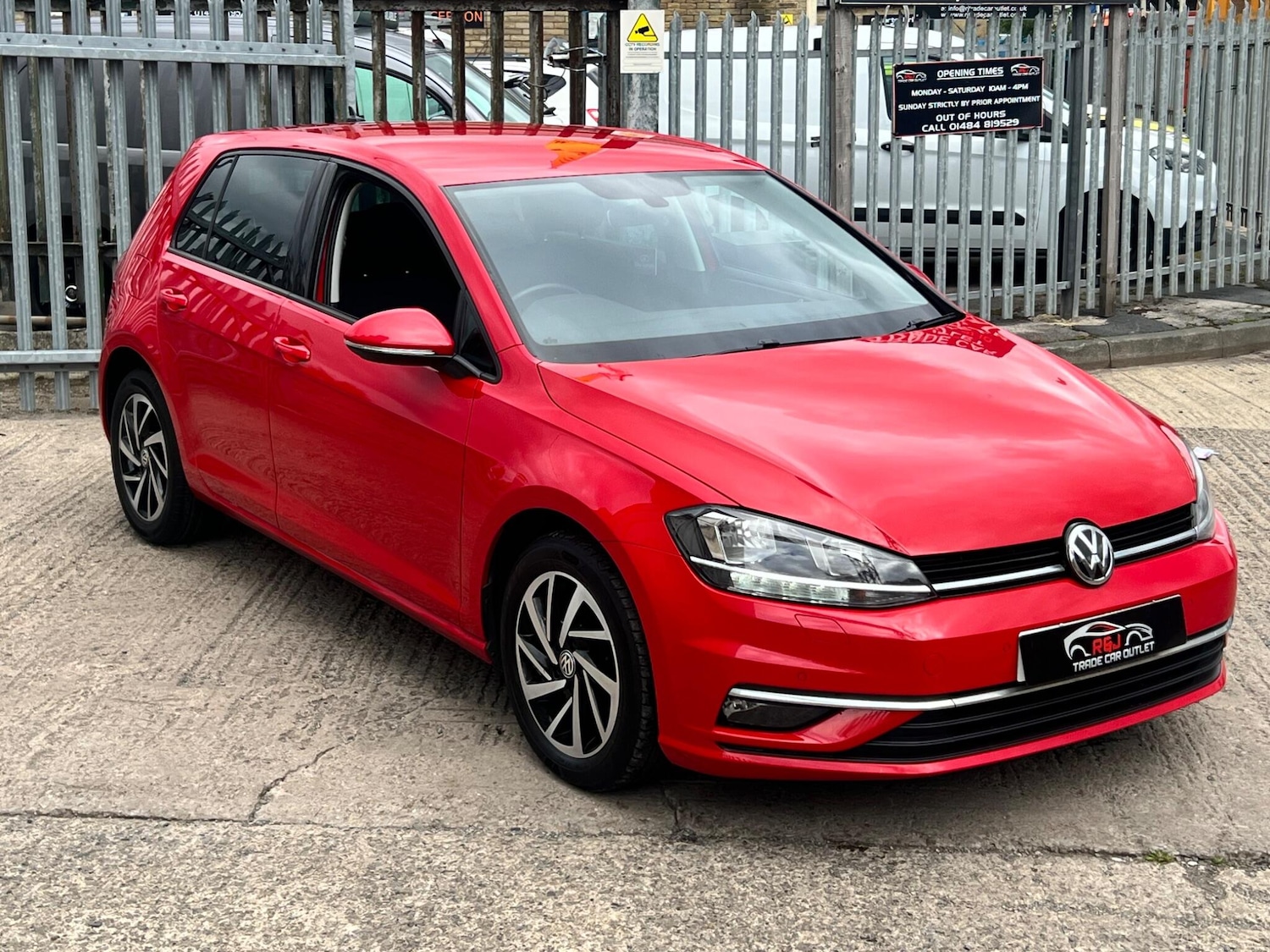 Used Volkswagen Golf 2019 for sale - 76457059: Photo 5