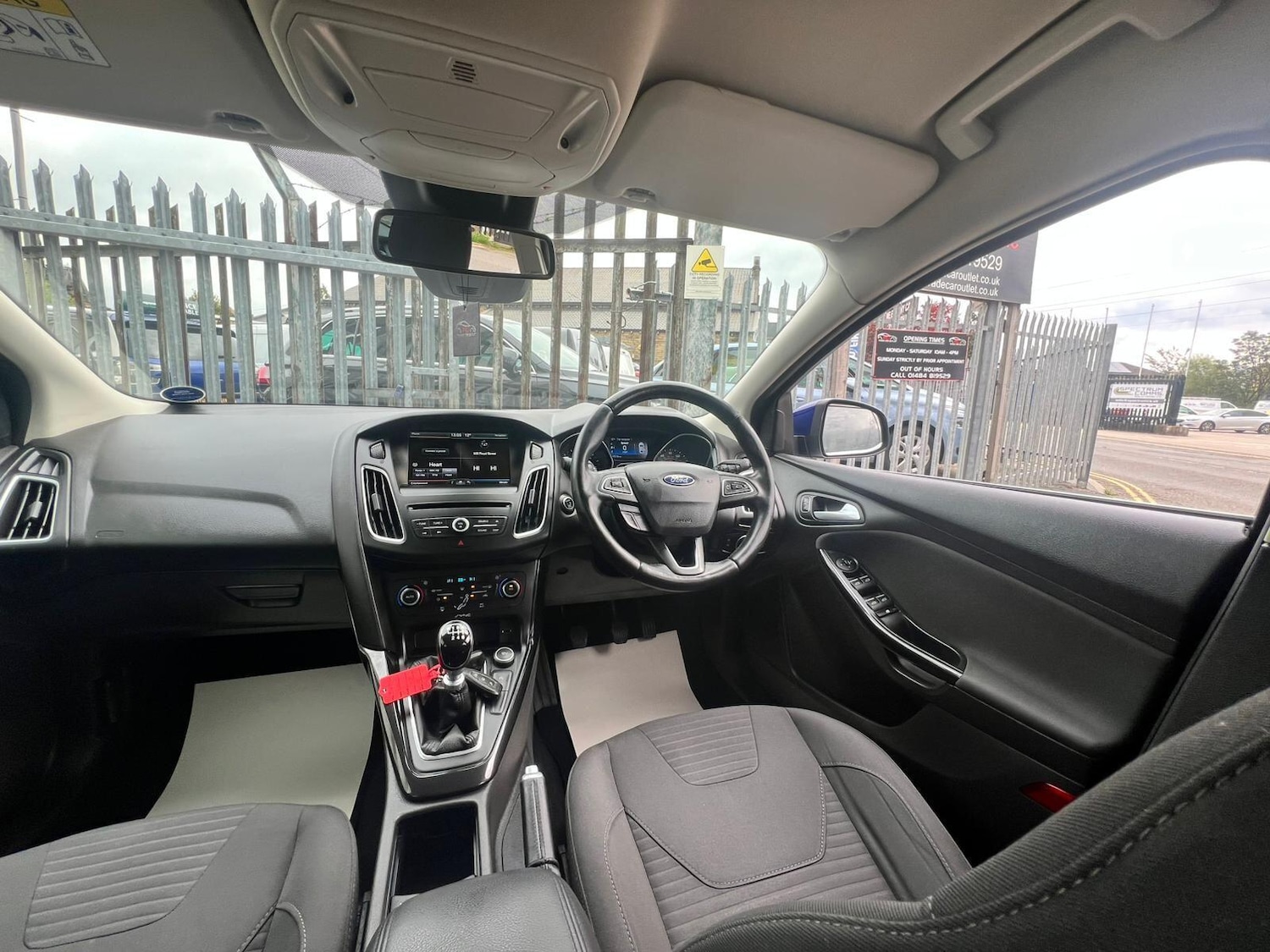 Used Ford Focus 2014 for sale - 76472203: Photo 28